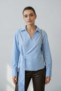 Mavi Kuşak Detaylı Gömlek